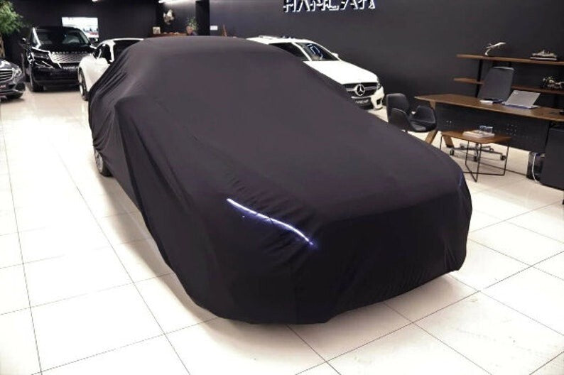 Black Universal Car Cover Dustproof Cover Breathable Suitable for All Vehicles